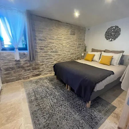 Le Mas De Carrie 酒店 3*