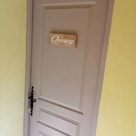 Le Mas De Carrie Bed & Breakfast 3*
